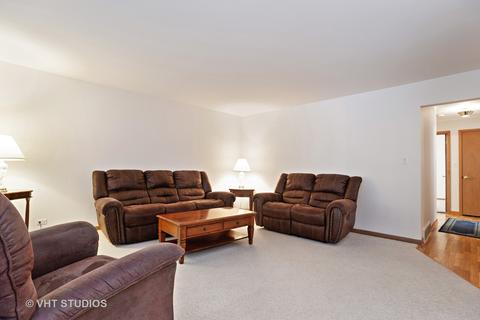726 Therese Ter, Des Plaines, IL 60016 photo 3