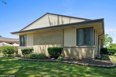 726 Therese Ter, Des Plaines, IL 60016 photo 1