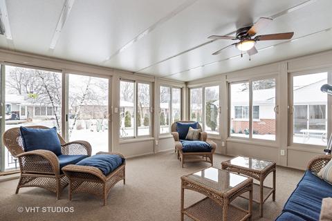 726 Therese Ter, Des Plaines, IL 60016 photo 11