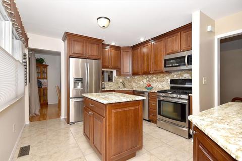 143 N Berteau Ave, Bartlett, IL 60103 photo 5