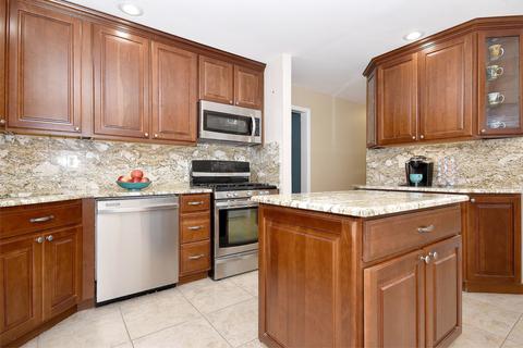 143 N Berteau Ave, Bartlett, IL 60103 photo 3