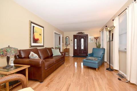 143 N Berteau Ave, Bartlett, IL 60103 photo 8