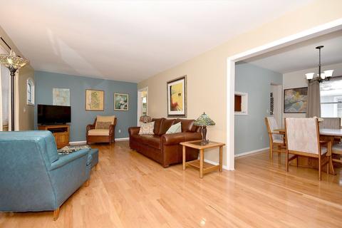143 N Berteau Ave, Bartlett, IL 60103 photo 9