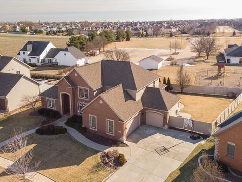 3725 Yellowstone Dr, Normal, IL 61761 photo 3