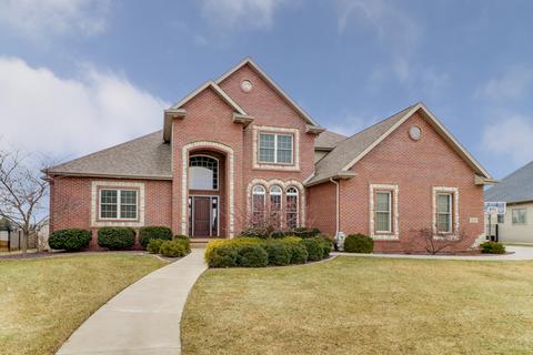 3725 Yellowstone Dr, Normal, IL 61761 photo 1