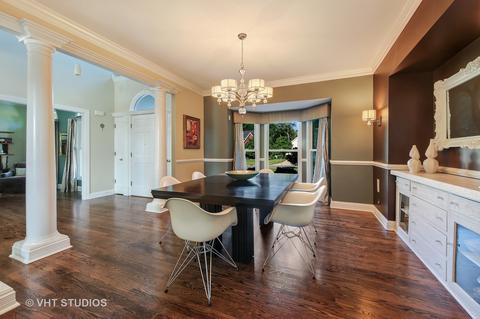 1933 Howard St, Wheaton, IL 60187 photo 8