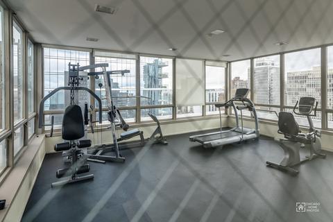 30 Elm St #18F, Chicago, IL 60611 photo 11