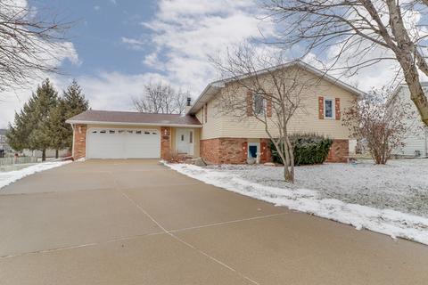 1300 Chadwick Dr, Normal, IL 61761 photo 1