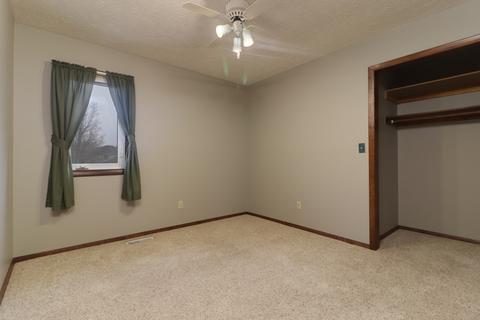 1300 Chadwick Dr, Normal, IL 61761 photo 25