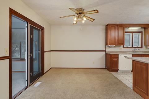 1300 Chadwick Dr, Normal, IL 61761 photo 12