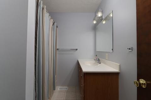 1300 Chadwick Dr, Normal, IL 61761 photo 27