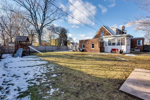 711 E Golf Rd, Des Plaines, IL 60016 photo 33