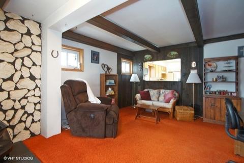 1047 E Prairie Ave, Des Plaines, IL 60016 photo 4