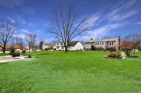 1000 Concord Ln, Hoffman Estates, IL 60192 photo 18
