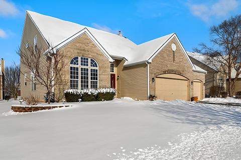 234 Remington Dr, Bartlett, IL 60103 photo 2