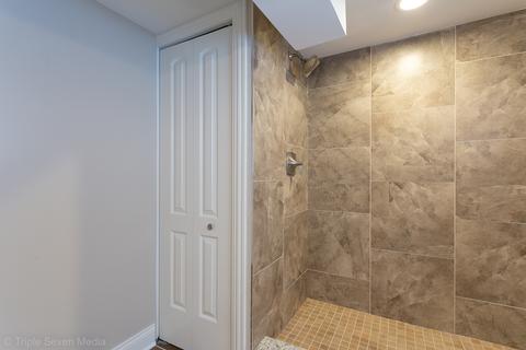 10936 S Normal Ave, Chicago, IL 60628 photo 28