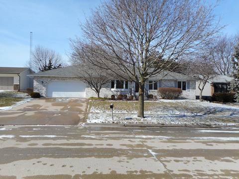 1204 Nicki Dr, Bloomington, IL 61704 photo 1