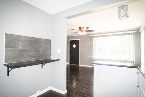 7634 S Ferdinand Ave, Bridgeview, IL 60455 photo 8