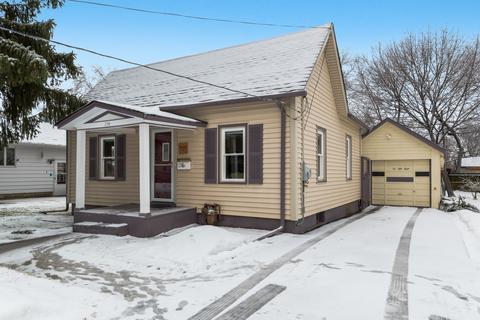 258 S Clifton Ave, Elgin, IL 60123 photo 2