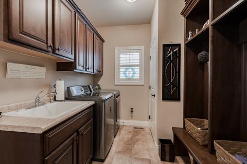 803 Table Rock Cir, Normal, IL 61761 photo 29