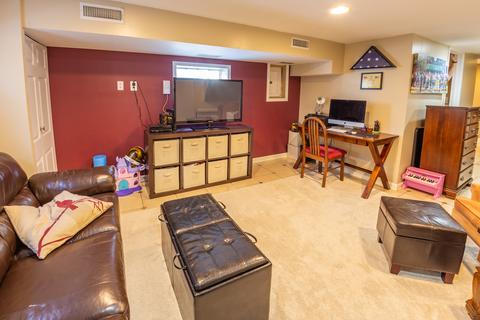 938 S Wolf Rd, Des Plaines, IL 60016 photo 23