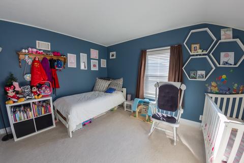 938 S Wolf Rd, Des Plaines, IL 60016 photo 13