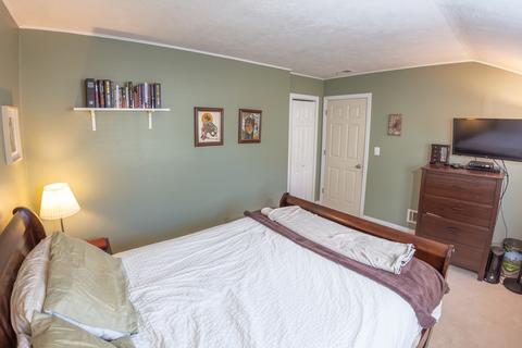 938 S Wolf Rd, Des Plaines, IL 60016 photo 12