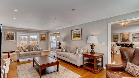 2054 Cromwell Dr, Wheaton, IL 60189 photo 10