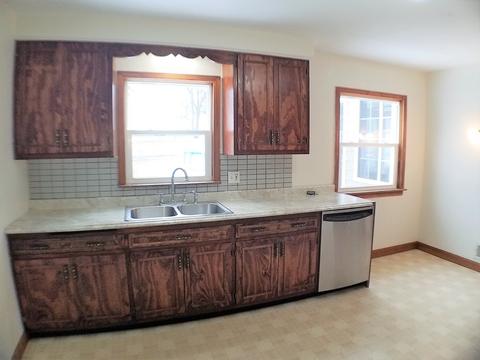112 E Tyler St, Oswego, IL 60543 photo 6