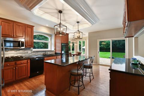 2 S159 Center Ave, Wheaton, IL 60189 photo 4