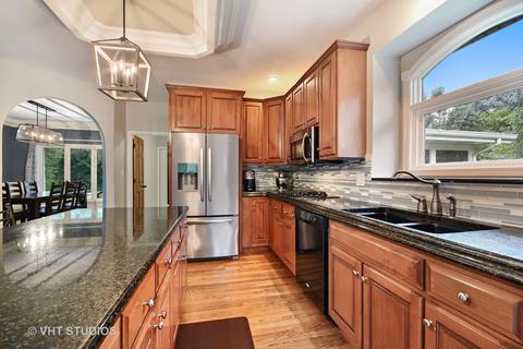 2 S159 Center Ave, Wheaton, IL 60189 photo 6