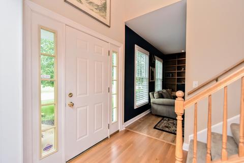 1606 Providence Dr, Mchenry, IL 60051 photo 3
