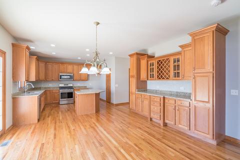 5 Vincent Ct, Naperville, IL 60565 photo 8