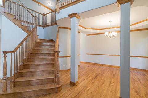 5 Vincent Ct, Naperville, IL 60565 photo 4