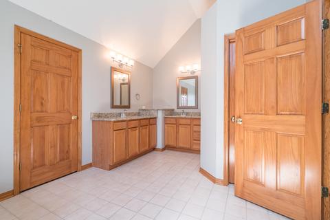 5 Vincent Ct, Naperville, IL 60565 photo 12