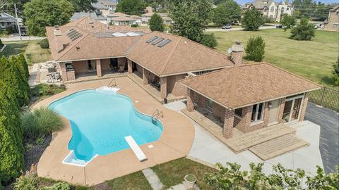 9357 S Octavia Ave, Bridgeview, IL 60455 photo 47