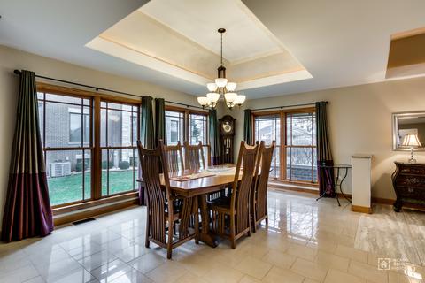 9357 S Octavia Ave, Bridgeview, IL 60455 photo 5