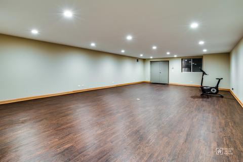 9357 S Octavia Ave, Bridgeview, IL 60455 photo 35