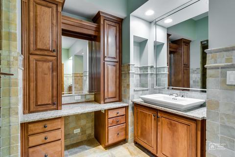 9357 S Octavia Ave, Bridgeview, IL 60455 photo 25