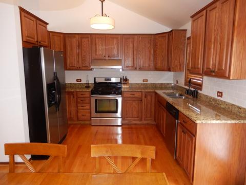 5020 Memory Trl, Mchenry, IL 60051 photo 8