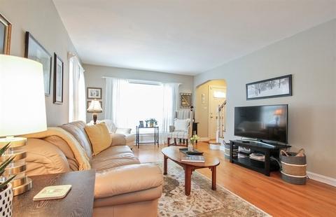 235 Ardmore Rd, Des Plaines, IL 60016 photo 3