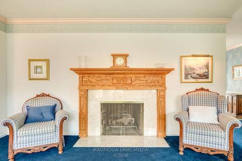 365 E Laurel Ave, Elmhurst, IL 60126 photo 15
