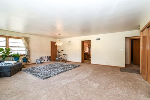 45 E Thorndale Ave, Roselle, IL 60172 photo 12