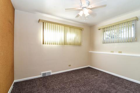 45 E Thorndale Ave, Roselle, IL 60172 photo 27
