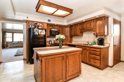 45 E Thorndale Ave, Roselle, IL 60172 photo 5