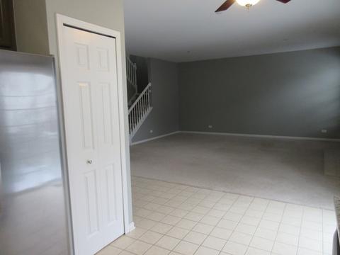 820 Linden Cir, Hoffman Estates, IL 60169 photo 6