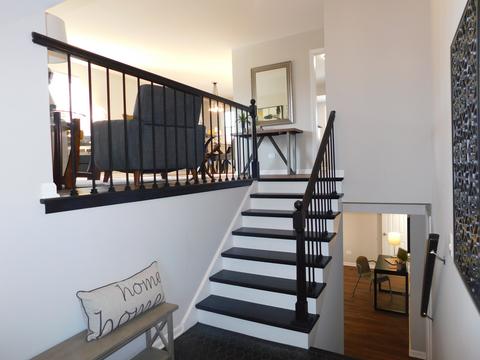 132 Coral Ln, Wheeling, IL 60090 photo 2