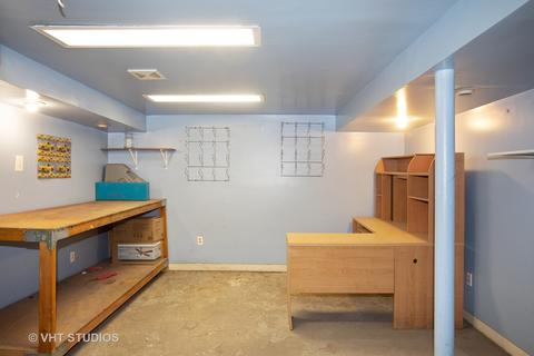 1615 E 85th Pl, Chicago, IL 60617 photo 10