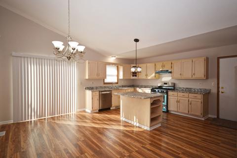 2104 Cumberland Dr, Plainfield, IL 60586 photo 5