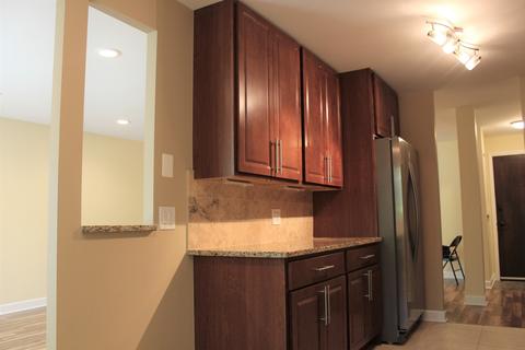 1500 Sandstone Dr #104, Wheeling, IL 60090 photo 9